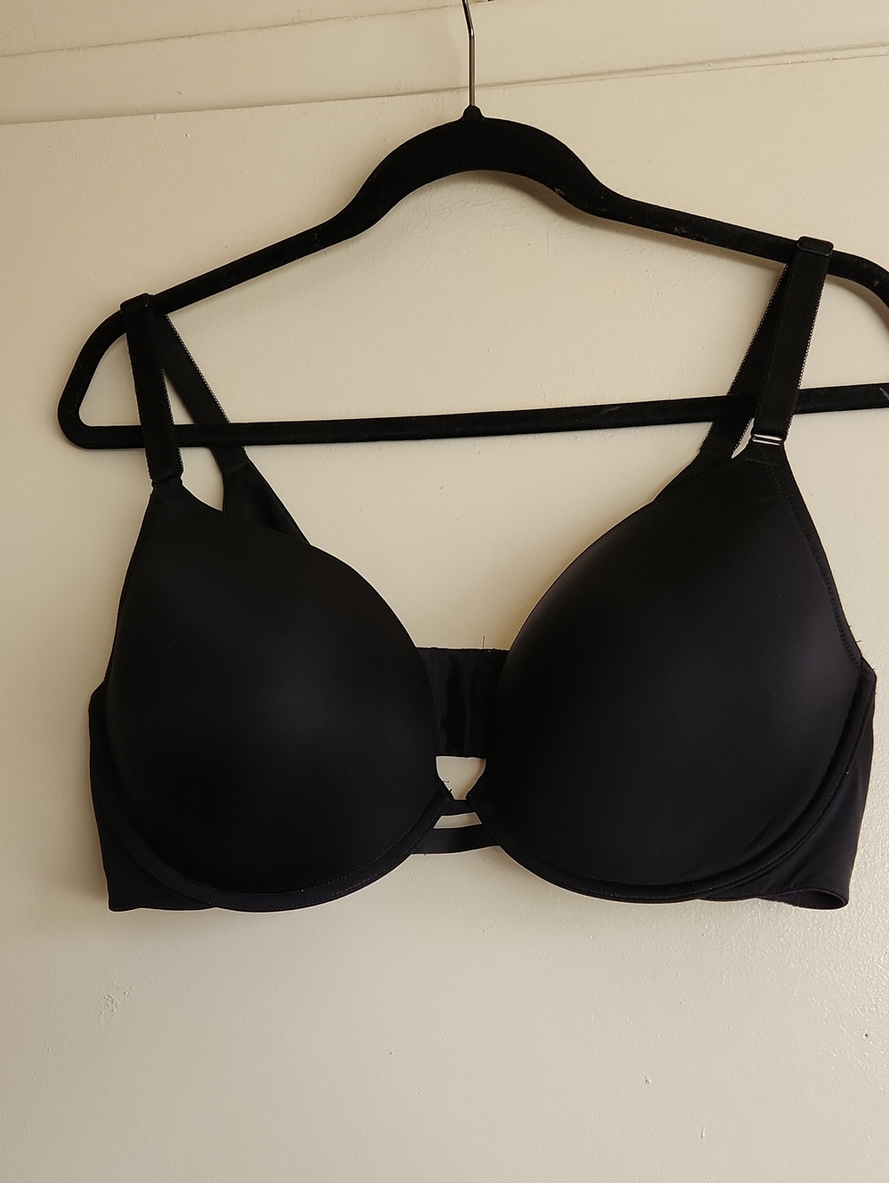 Lot Of 4 Torrid Bras 40DD EXCELLENT CONDITION - Picture 5 of 6